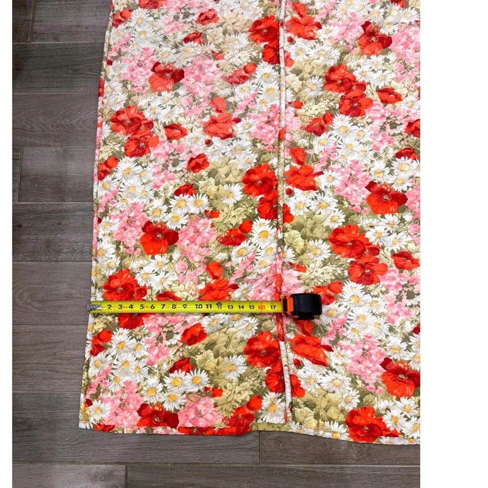 Handmade Quilted Bedspread Womens Red Floral Poppy Daisy Cottagecore Retro Twin